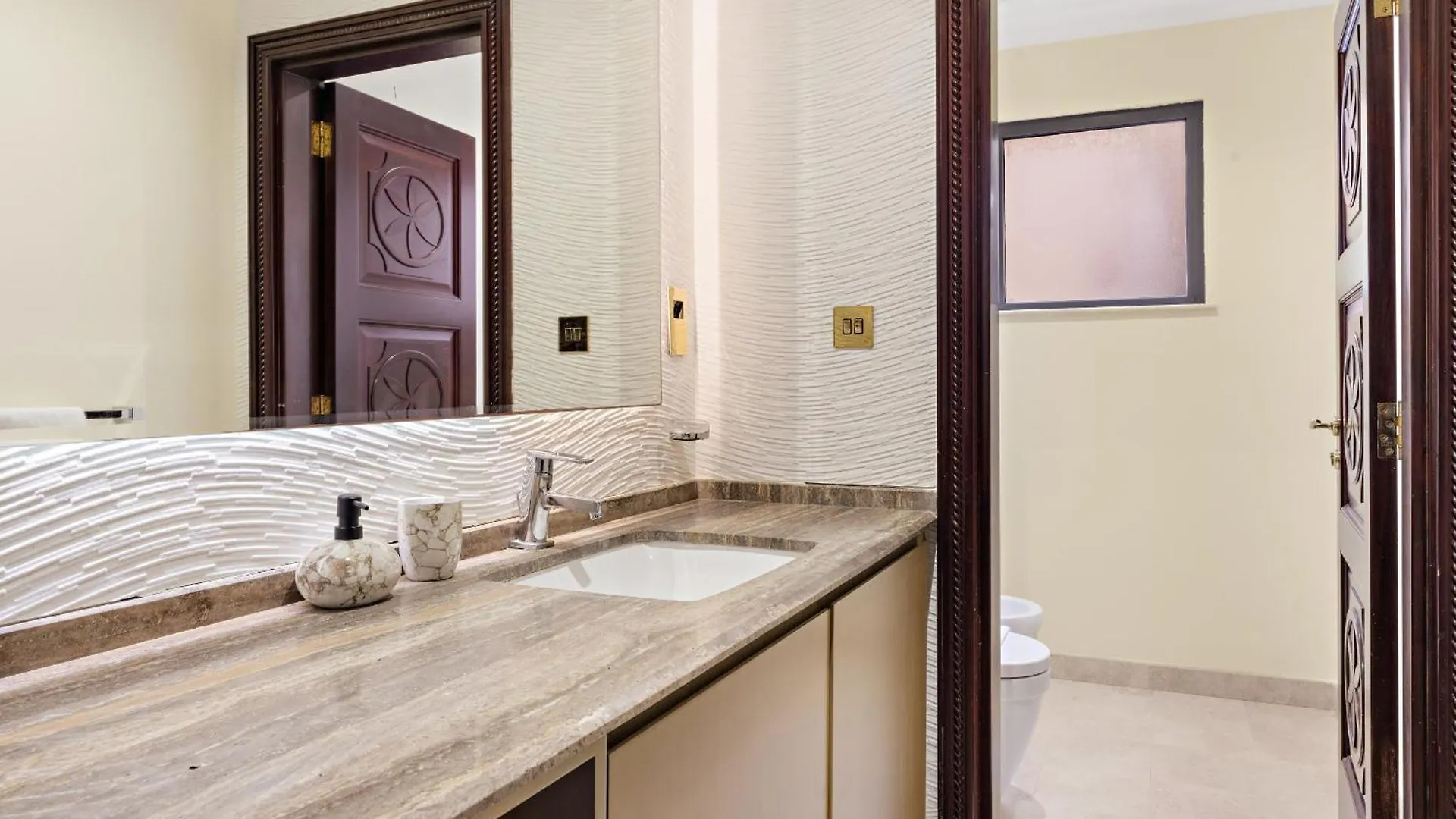 Vayk - Iconic 5 Bedroom Villa On The Palm With Private Pool Dubai